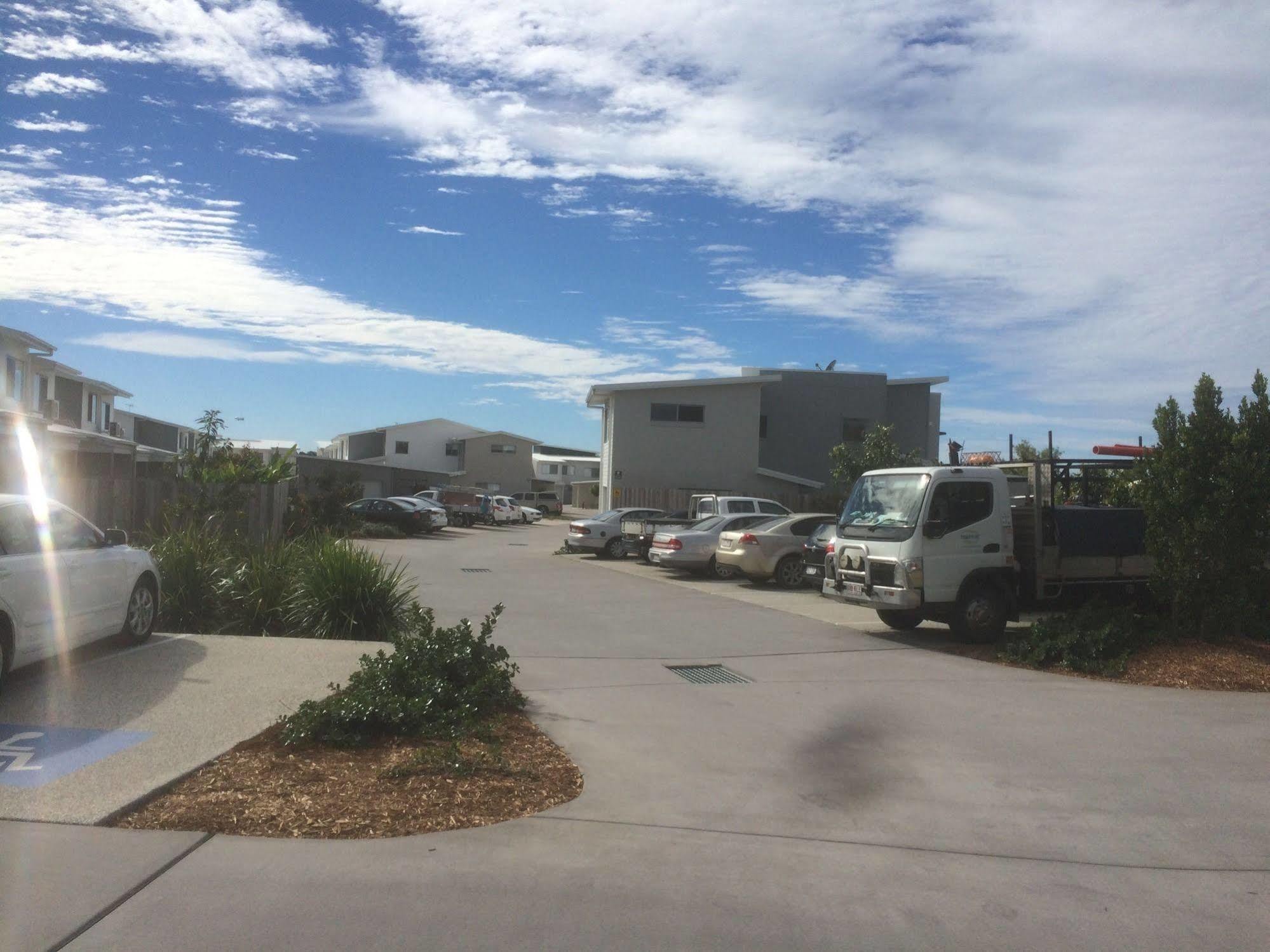 Direct Collective - Breeze On Brightwater Aparthotel Mooloolaba Exterior photo